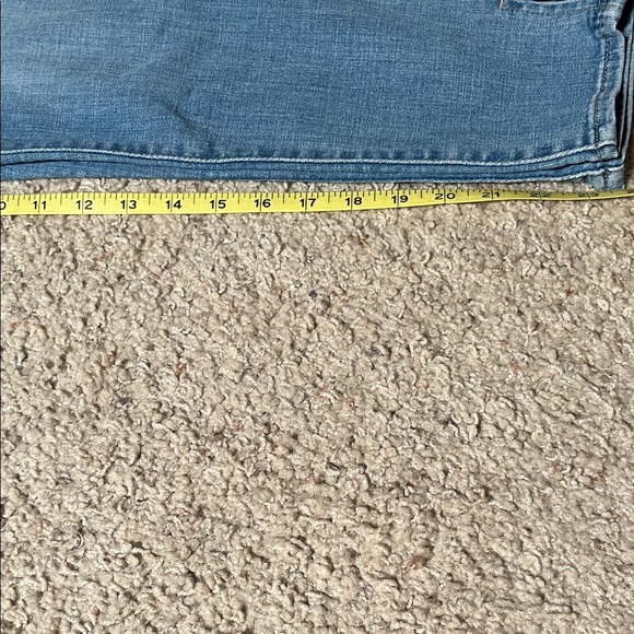 Levi's Light Blue Women's Straight Leg Jeans - Picture 5 of 5